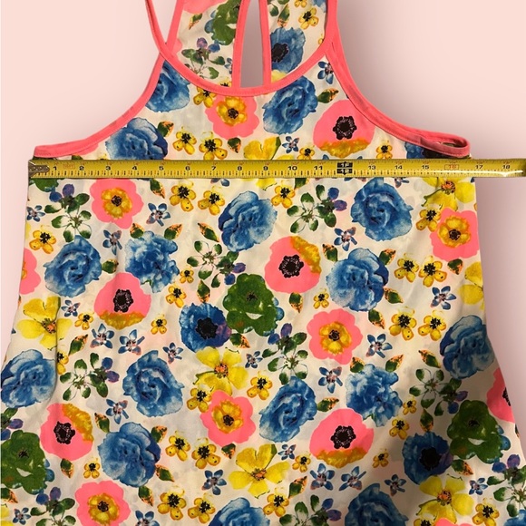 Flowy floral blouse - Picture 5 of 5